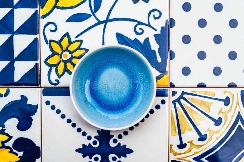 Azulejos are more than just decorative elements, they also serve a practical purpose. The tiles help to insulate buildings from the heat and regulate temperature, keeping interiors cool during the hot summers. Additionally, azulejos are resistant to weathering and can withstand the test of time, making them a durable choice for architectural decoration.